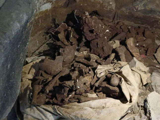 Tin mới vụ phát hiện nhiều xương, hộp sọ nghi của người trong hang đá ở Nghệ An ảnh 2