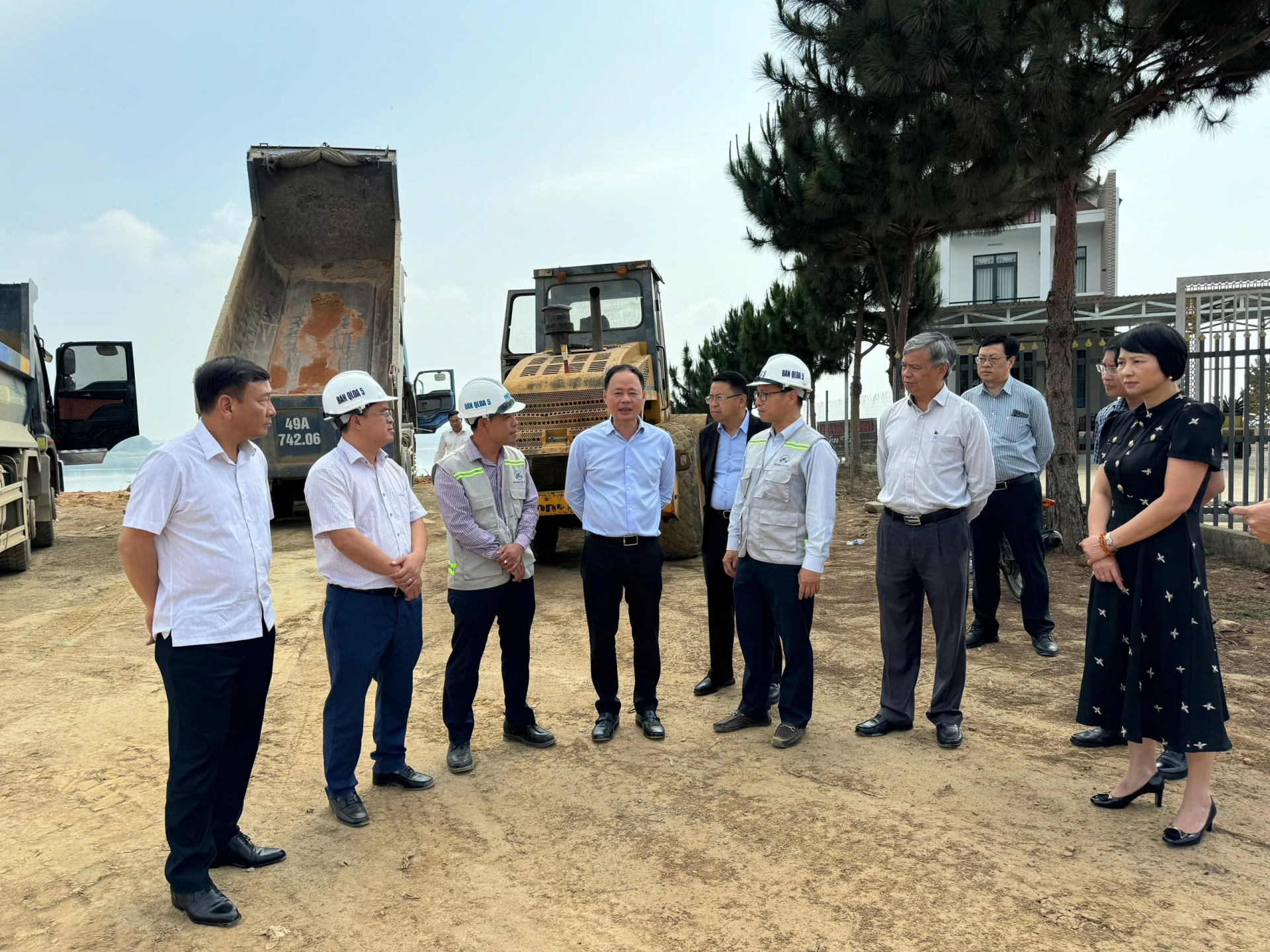 Đoàn Kiểm tra tỉnh Lâm Đồng kiểm tra thực tế dự án cải tạo nâng cấp QL28B nối 2 tỉnh Lâm Đồng với Bình Thuận