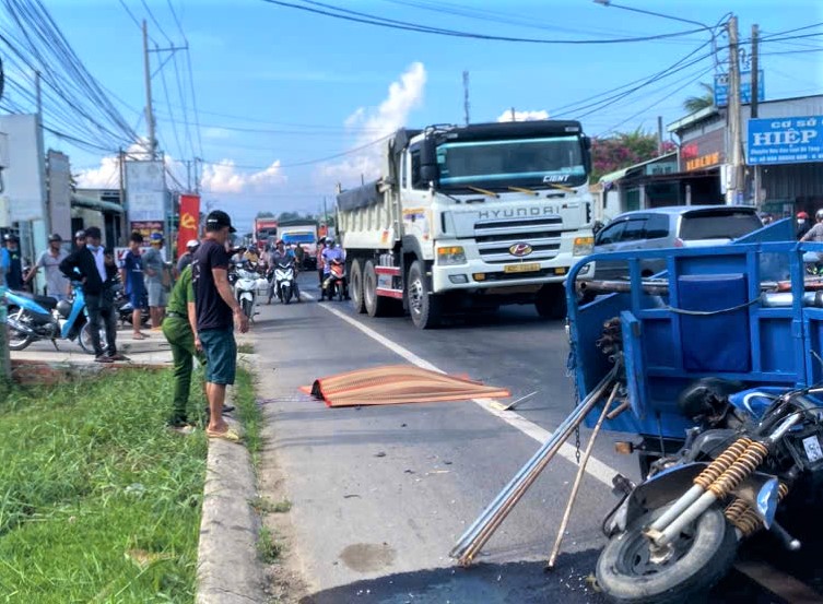 Xác minh nguyên nhân vụ tai nạn khiến người điều khiển xe ba gác tử vong