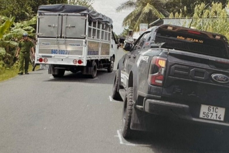 Vụ nữ sinh tử vong ở Vĩnh Long: Nguyên trưởng công an huyện báo cáo về tin đồn 'có họ với tài xế'