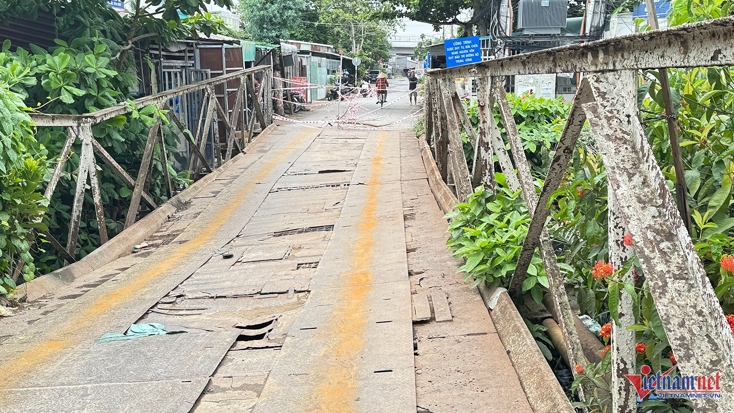 W-sụp lún cầu.jpg
