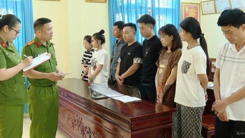 phát hiện nhóm nam nữ sử dụng ma túy trong quán karaoke hình ảnh 1 phat hien nhom nam nu su dung ma tuy trong quan karaoke hinh anh 1