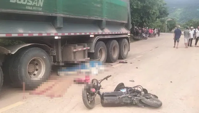 Nguyên nhân vụ xe đạp điện va chạm xe đầu kéo khiến 4 em nhỏ thương vong ảnh 1