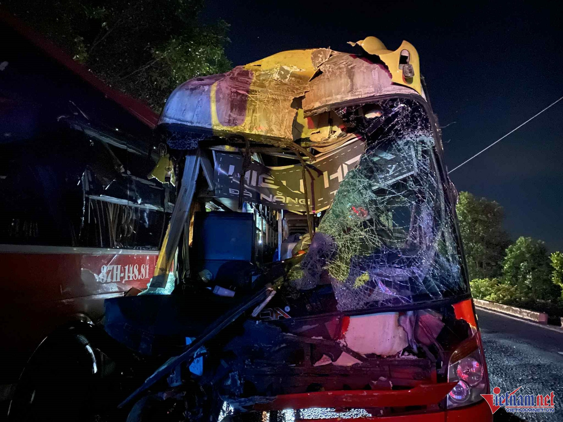 W-tai nạn xe khách (14).jpg