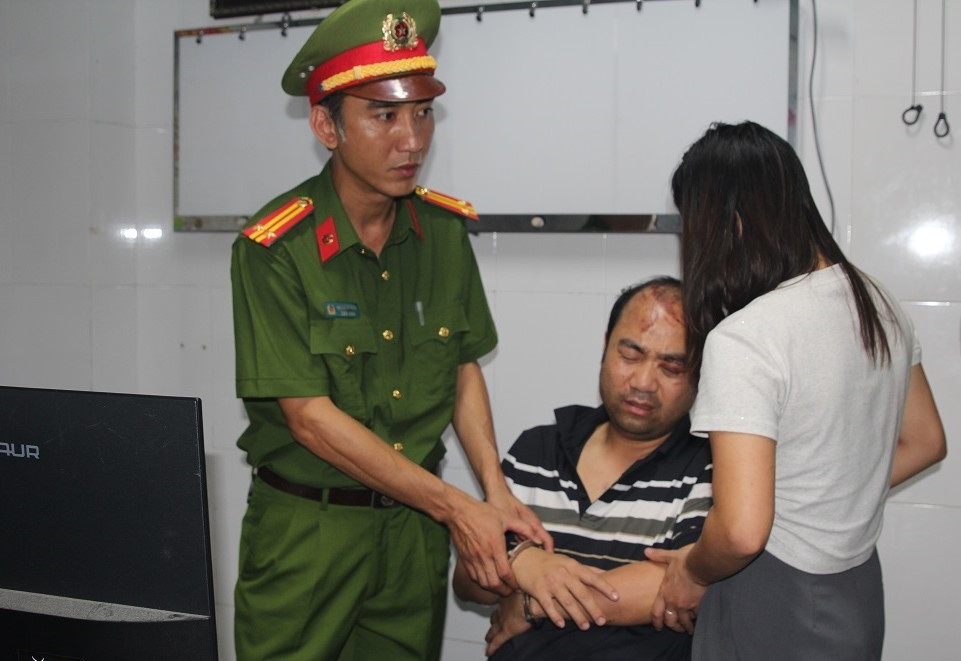 Đối tượng Ba tại cơ quan Công an images2028738-img-9324.jpg