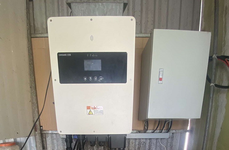 Vợ chồng Nghệ An lắp điện mặt trời mái nhà, kết quả bất ngờ sau 2 năm sử dụng - 3