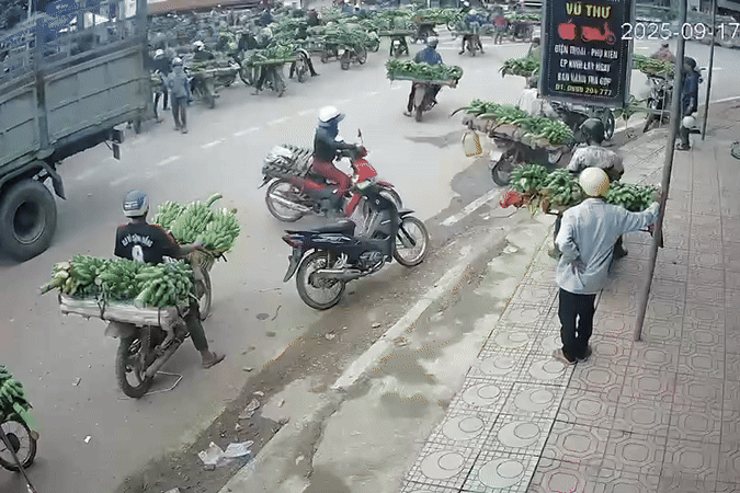 Lời khai của tài xế vụ xe tải đâm vào chợ chuối khiến 3 người chết ở Quảng Trị
