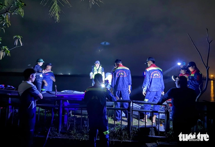 nhảy cầu - Ảnh 4.