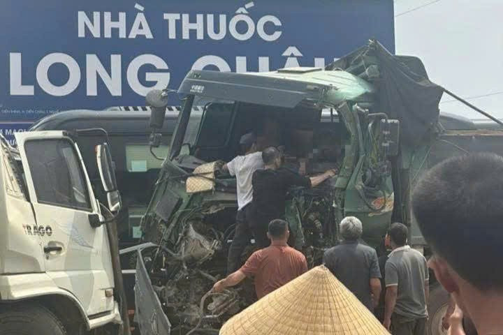 Ảnh minh họa: Tai nạn liên hoàn trên Quốc lộ 1A, tài xế xe tải t