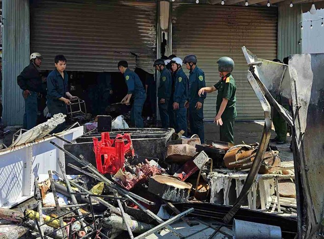 Ảnh minh họa: Cháy lớn thiêu rụi cửa hàng kinh doanh hoa tươi ở Lâm Đồng