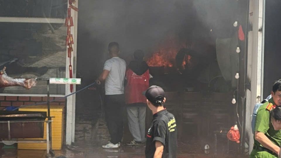 Ảnh minh họa: Cháy quán lẩu dê ở Đà Lạt, nguyên nhân do đâu ?