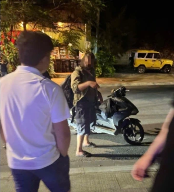 Ảnh minh họa: Thiếu tá công an bị du khách nước ngoài đ