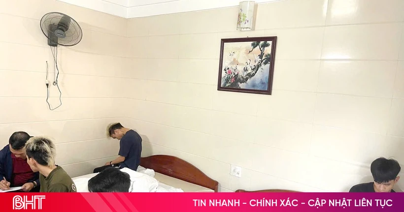 Ảnh minh họa: B;ắt 4 đối tượng “đ
