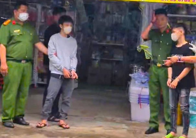 Ảnh minh họa: B;ắt giữ 2 ngh;i ph