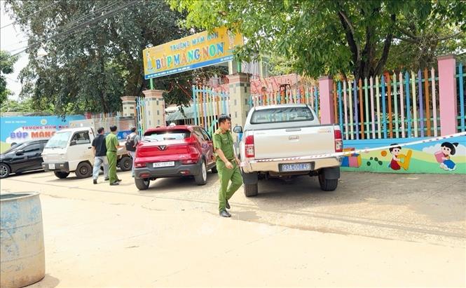 Ảnh minh họa: Bé trai 8 tuổi t