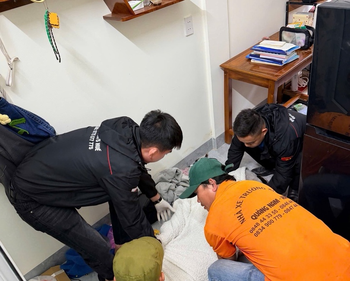 Ảnh minh họa: Phát hiện n;ữ s;inh viên ch