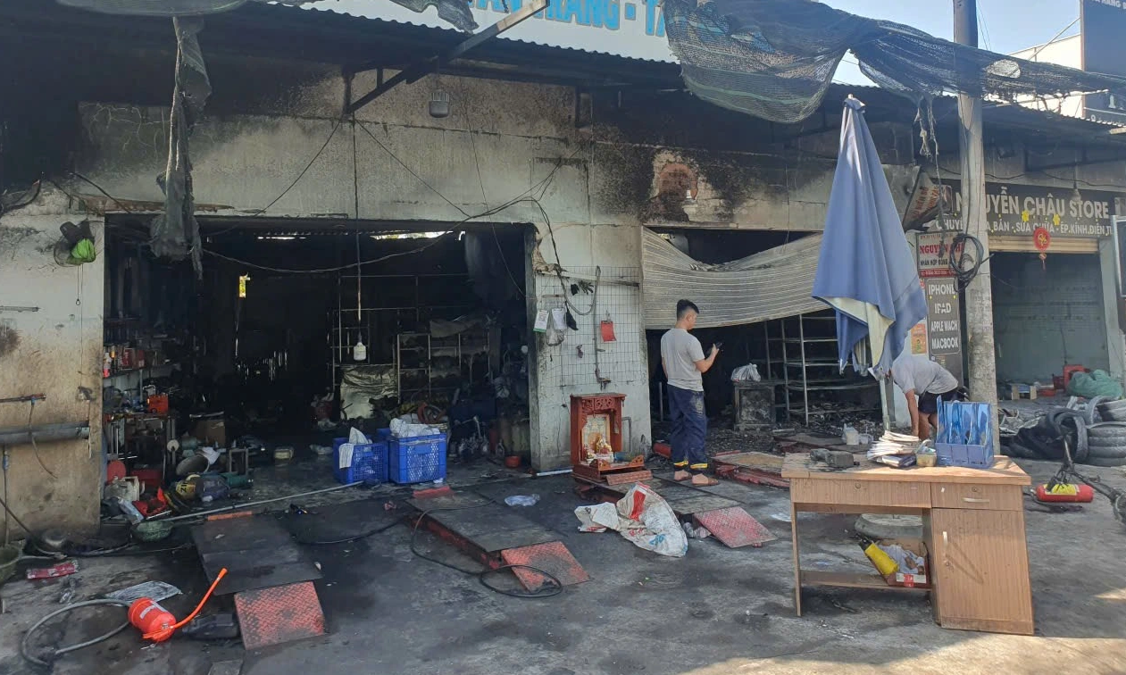 Ảnh minh họa: Điều tra vụ cháy tiệm sửa xe đạp điện khiến 2 anh em ruột t