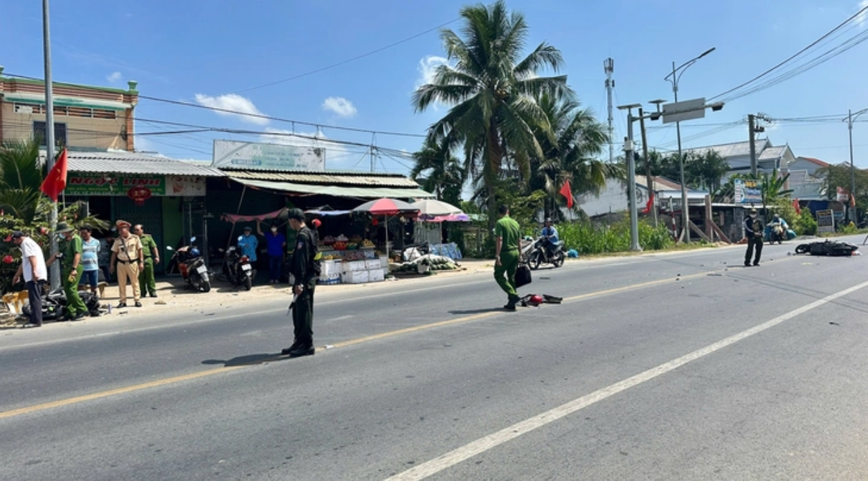 Ảnh minh họa: Hai xe máy tông nhau trực diện, 1 người ch
