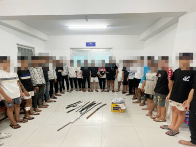 Ảnh minh họa: Cãi nhau trên Facebook, 2 ‘trẻ trâu’ rủ 20 người mang hung khí gây n