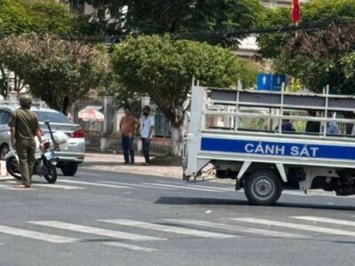 Ảnh minh họa: Chặn xe đ