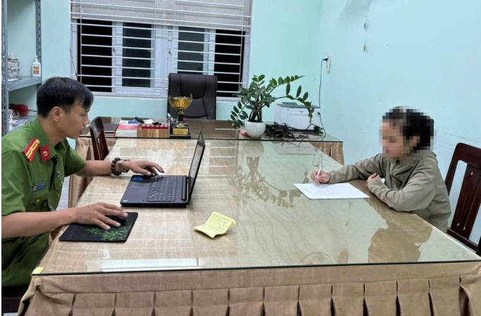 Ảnh minh họa: Đôi nam nữ để lại dép, thư tuyệt mệnh trên cầu để… lừa công an