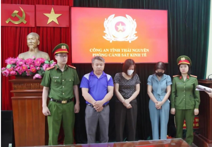 Ảnh minh họa: Bắt tạm giam hiệu trưởng mầm non cho “tuồn” thịt nhiễm bệnh vào trường