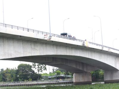 Ảnh minh họa: Tìm kiếm người đàn ông nhảy cầu Tân An xuống sông Vàm Cỏ Tây m