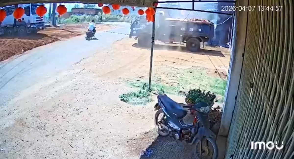 Ảnh minh họa: Vướng dây kéo xe tải ngang đường, chú rể gặp nạn trong ngày cưới