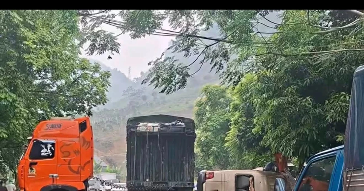 Ảnh minh họa: Lật xe khách ở Tuyên Quang, nguyên nhân do đâu ?