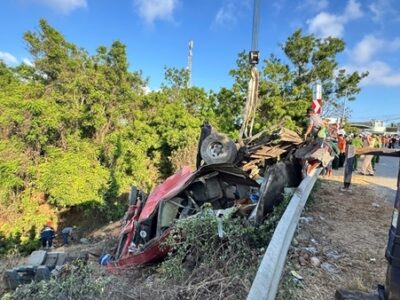 Ảnh minh họa: Xe khách chở thợ lặn lao xuống vực, 4 người t