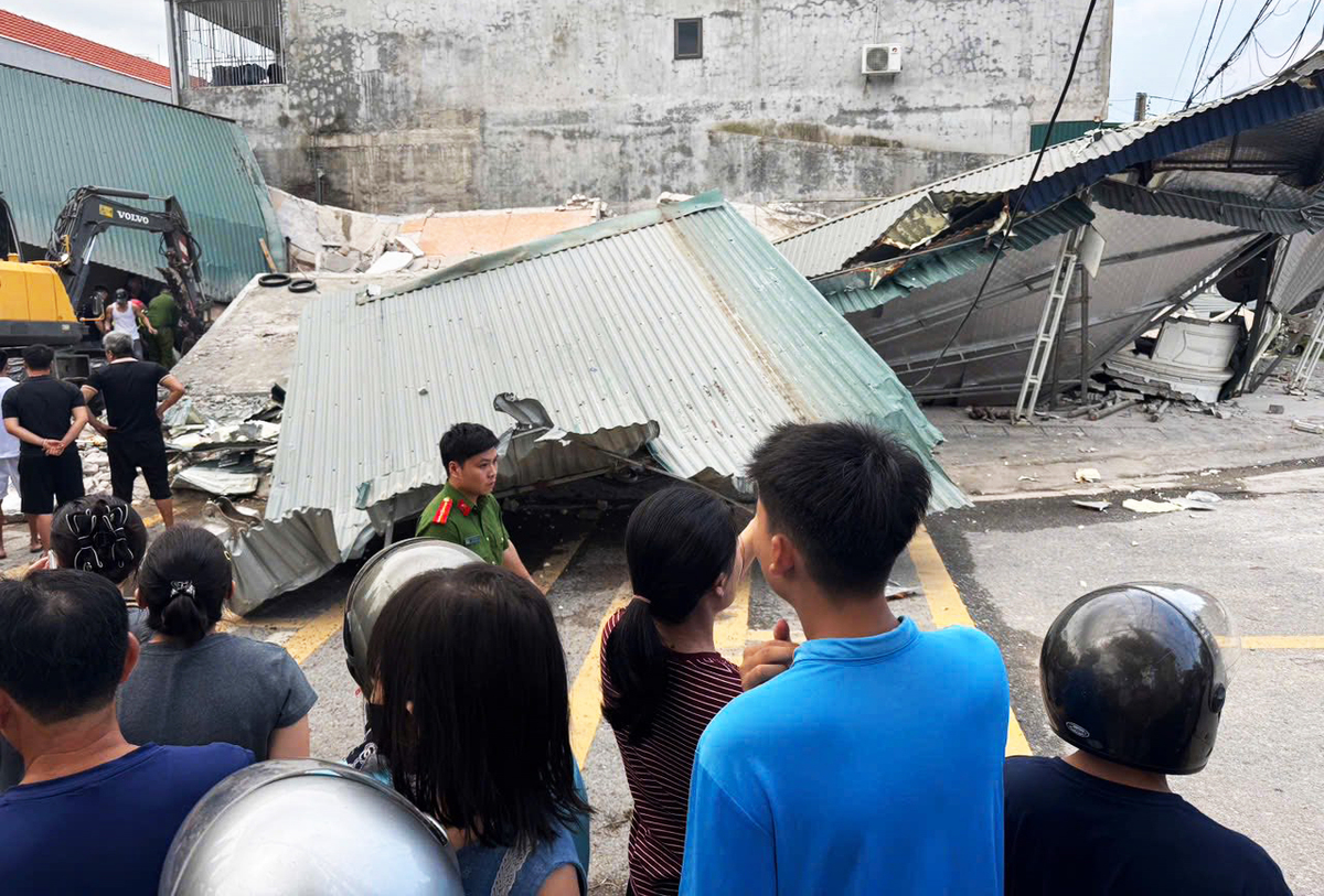 Ảnh minh họa: Sập nhà vùi lấp 3 người